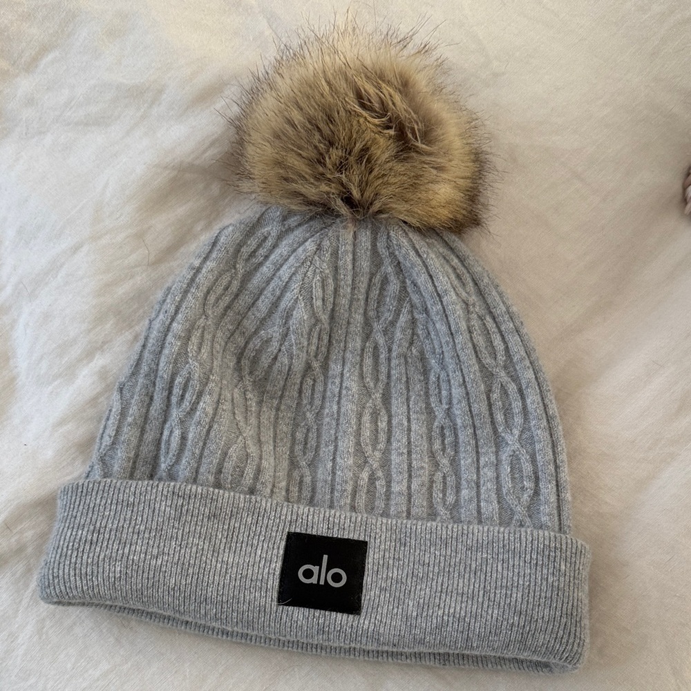 ALO Yoga Gray Cable Knit Beanie with Faux Fur Pom